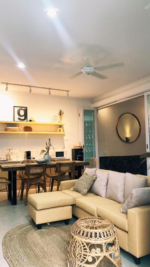 Villa Tjokro Jogjakarta Buitenkant foto